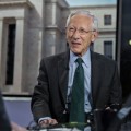 恩施宏观经济学教授兼实践者Stanley Fisher逝世 曾培养全球多位经济决策者